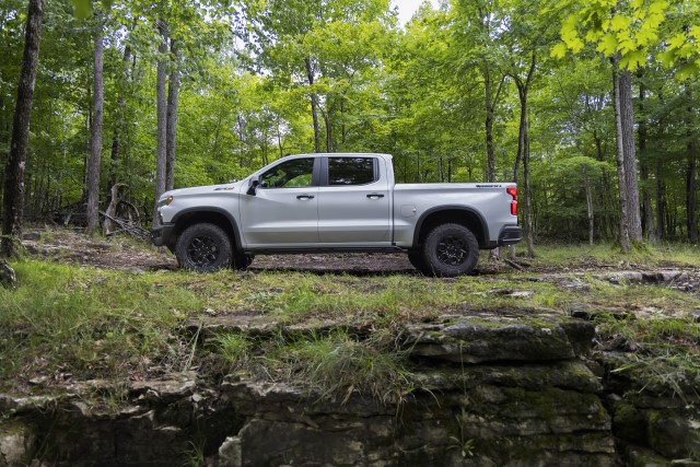 2023 chevrolet silverado